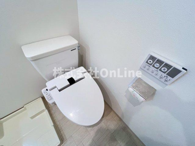 大阪市平野区加美東４丁目のアパートのトイレ