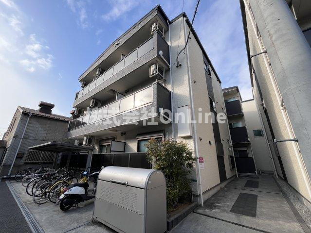 大阪市平野区加美東４丁目のアパートの外観