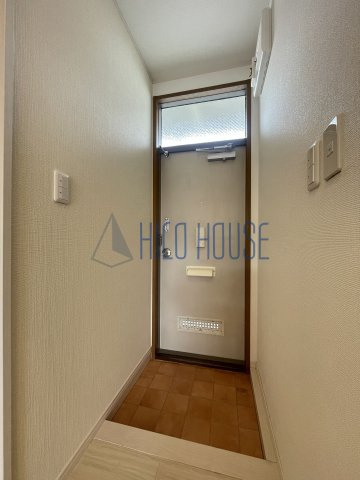シティハイムコーポ小松原の玄関