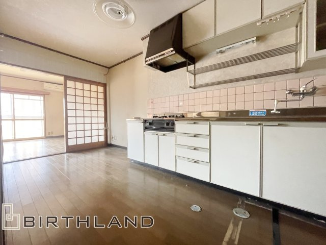 信和大町マンションのキッチン