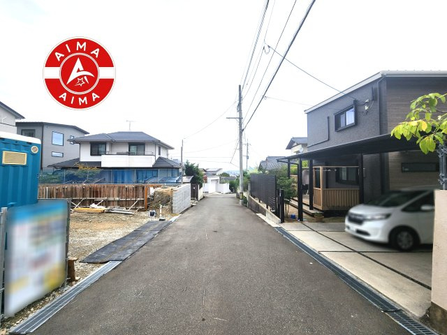 糟屋郡志免町桜丘2丁目第3-1棟（1号棟）の外観|前面道路含む現地の写真です。