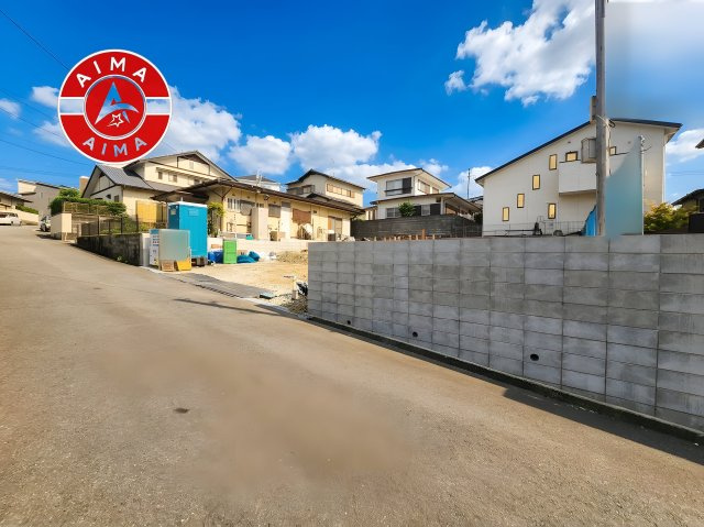 糟屋郡志免町桜丘2丁目第3-1棟（1号棟）の前面道路含む現地写真|見学の時間などお気軽にお問い合わせ下さい。