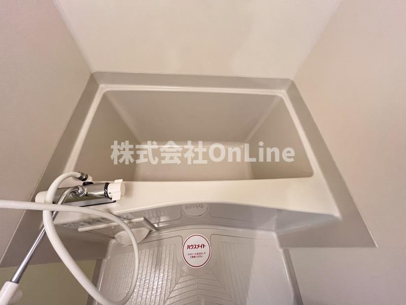 大阪市平野区加美北１丁目のアパートの浴室