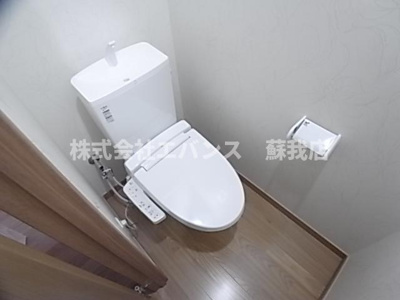【トイレ】 | プラチナレジデンス | 清潔感のあるトイレです