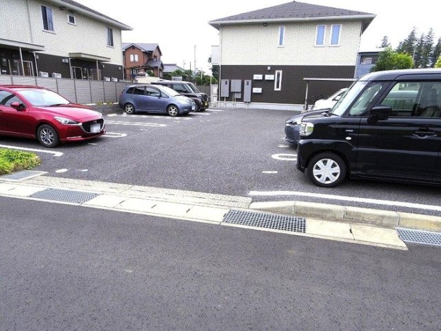 グラン・ボヌール Ⅱの駐車場|駐車場