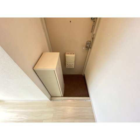 ニュースカイハイツの玄関
