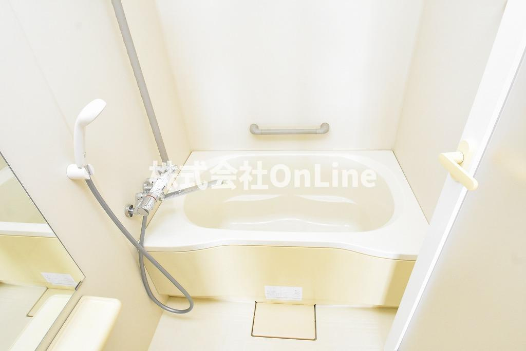 八尾市山本町北８丁目の賃貸マンションの浴室