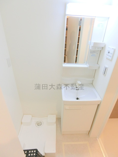 イリス糀谷の洗面所|独立洗面台　洗面脱衣所　洗濯機置き場