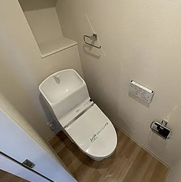 Jinever上本町のトイレ|同マンション別部屋：参考写真