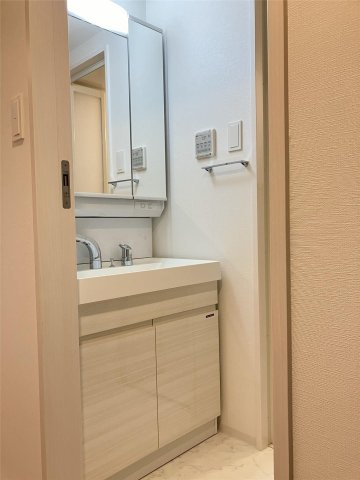 S-RESIDENCE名島の独立洗面台