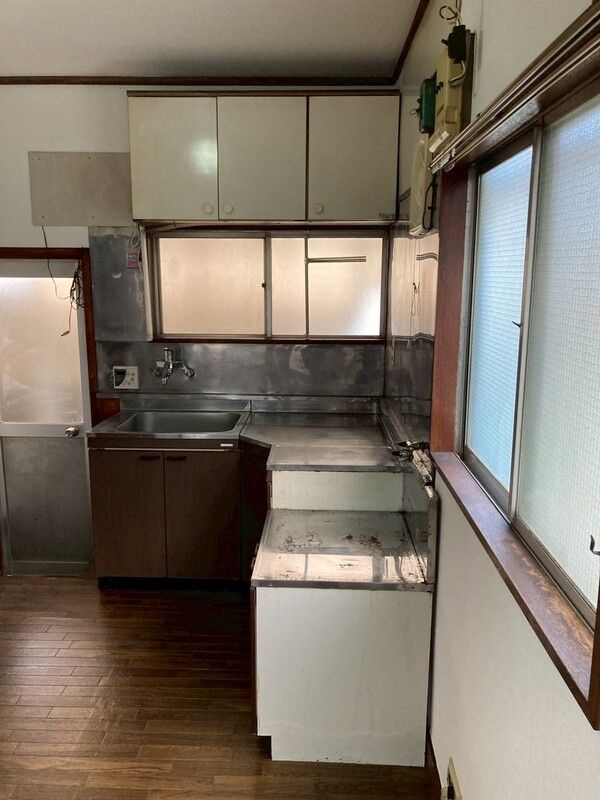 下馬戸建のキッチン