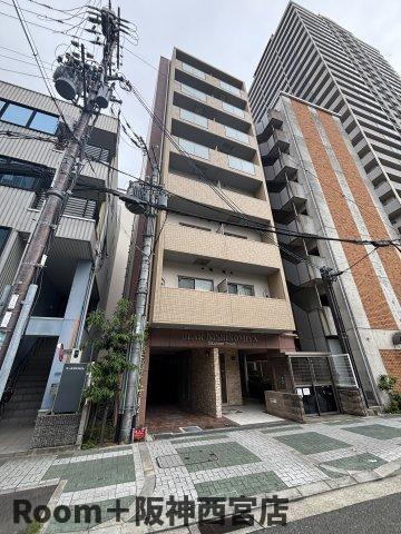 ディア西宮ステーションフロントの外観