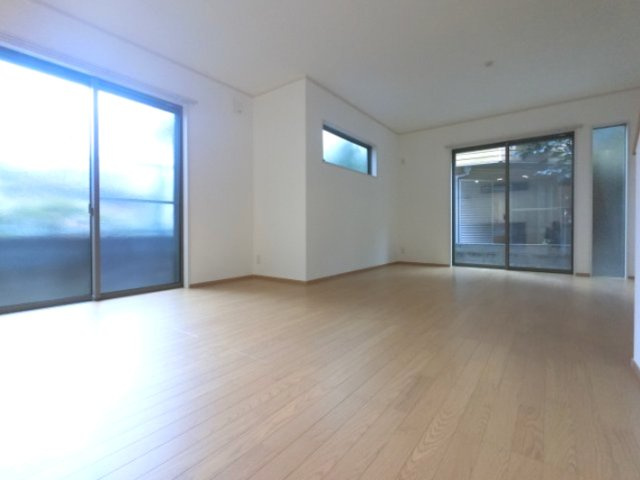 (仮称)WishHome神明町戸建の居間・リビング