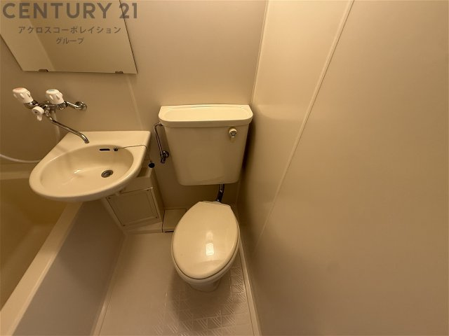 清潔感のあるトイレです