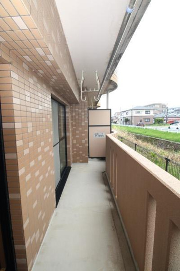 【バルコニー】 | 淀コーポIII | バルコニー※写真は102号室のもの