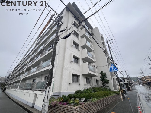 エレベーター付きで重い荷物も楽に運べます