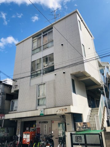 モニター付きインターホンで安心です♪
