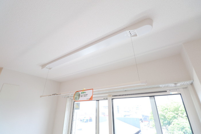 【設備】 | ボヌールK | 301 室内物干し