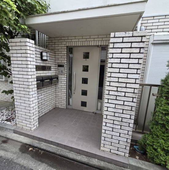 【エントランス】プランドール大原