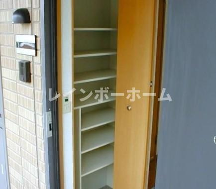 サンライフ六高台【仲介手数料：50％OFF】対象物件！の玄関|きれいな玄関です