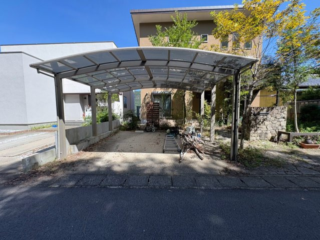 中古戸建　岐阜市日野北5丁目　平成21年築の駐車場