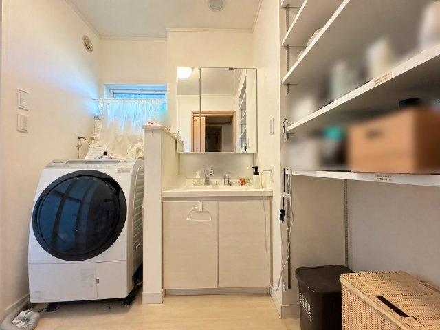中古戸建　岐阜市日野北5丁目　平成21年築の独立洗面台