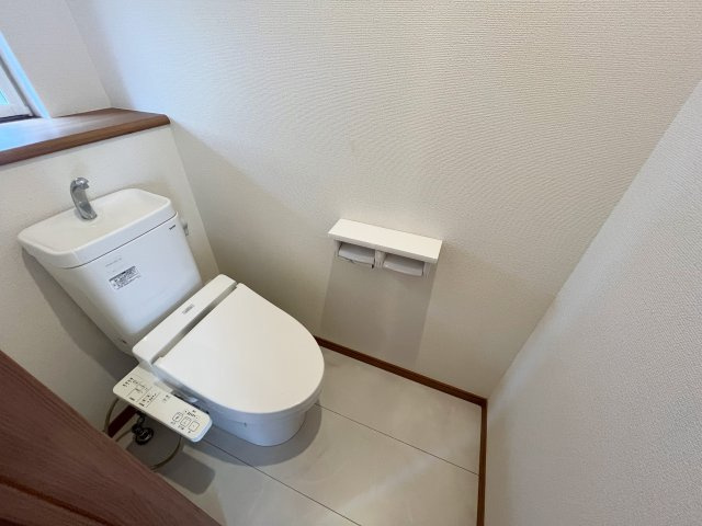 新座市新堀一丁目　中古戸建のトイレ|清潔感のあるトイレです♪