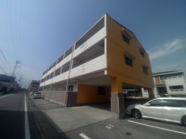 エランドールの外観