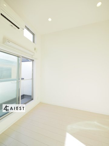 lumiere Ⅲの洋室|☆ホワイト基調できれいなお部屋☆