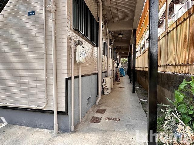 シェリール茨木IIのロビー|落ち着いたロビーです
