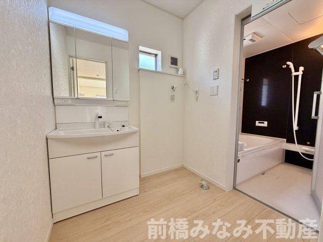 【新築平屋】前橋市青柳町第28　２号棟(全10棟)　クレイドルガーデン　新築建売分譲の独立洗面台|独立洗面化粧台付き