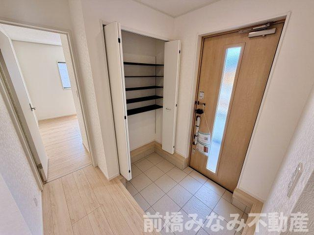 【新築平屋】前橋市青柳町第28　２号棟(全10棟)　クレイドルガーデン　新築建売分譲の玄関|シンプルで使いやすい玄関です
