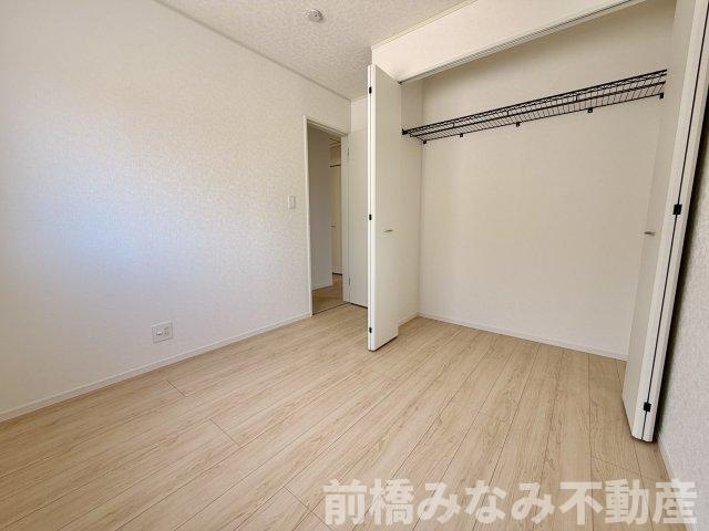 【新築平屋】前橋市青柳町第28　２号棟(全10棟)　クレイドルガーデン　新築建売分譲の洋室|個人の部屋や寝室として使える洋室です