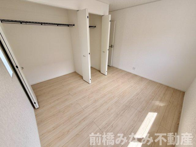 【新築平屋】前橋市青柳町第28　２号棟(全10棟)　クレイドルガーデン　新築建売分譲の洋室|スタンダードな洋室です