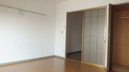 ジョイキャッスルのその他|フローリング綺麗です