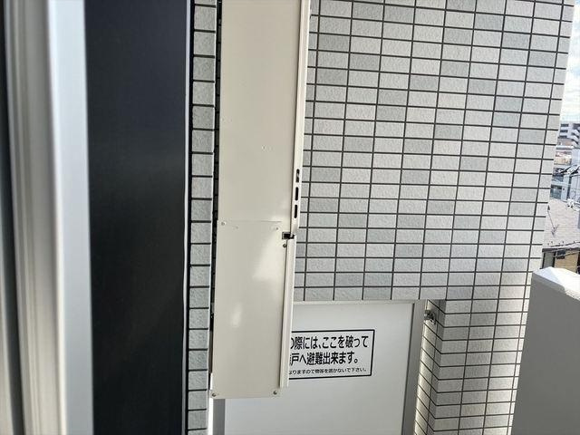足立区六町４丁目の賃貸マンションのバルコニー