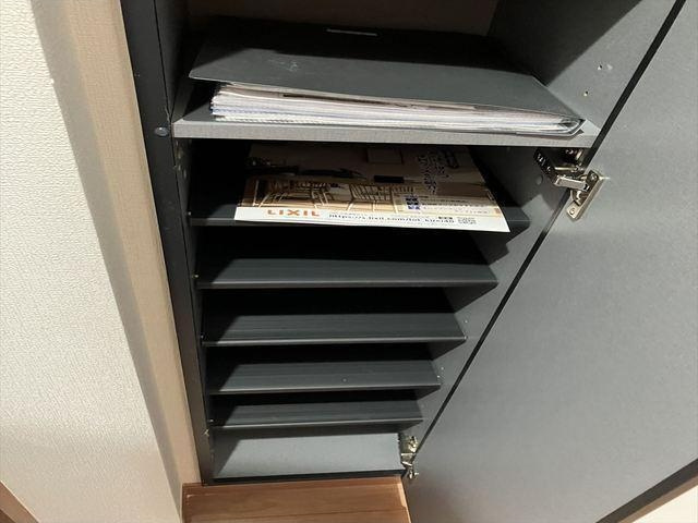 足立区六町４丁目の賃貸マンションの玄関