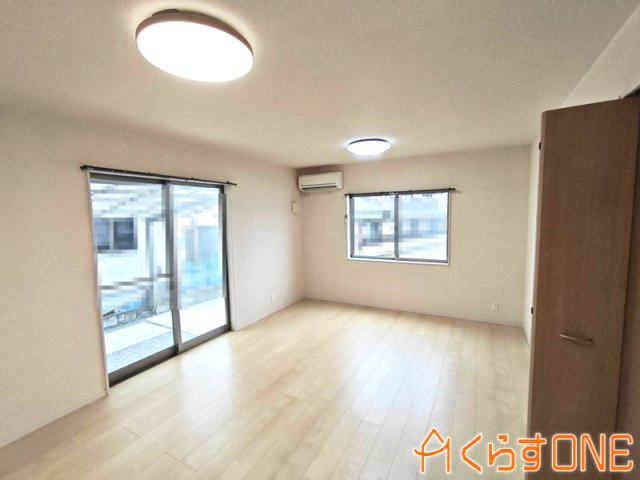 【居間・リビング】 | 中古とは思えないきれいな室内の中古戸建／姫路市上手野