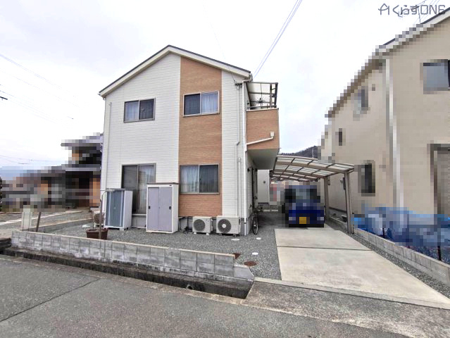 【駐車場】 | 中古とは思えないきれいな室内の中古戸建／姫路市上手野