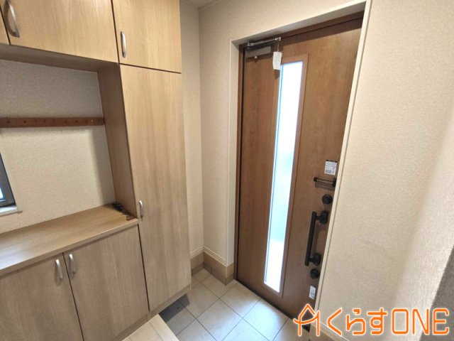 【玄関】 | 中古とは思えないきれいな室内の中古戸建／姫路市上手野