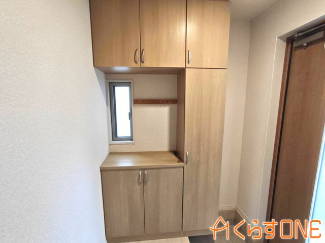 【玄関】 | 中古とは思えないきれいな室内の中古戸建／姫路市上手野