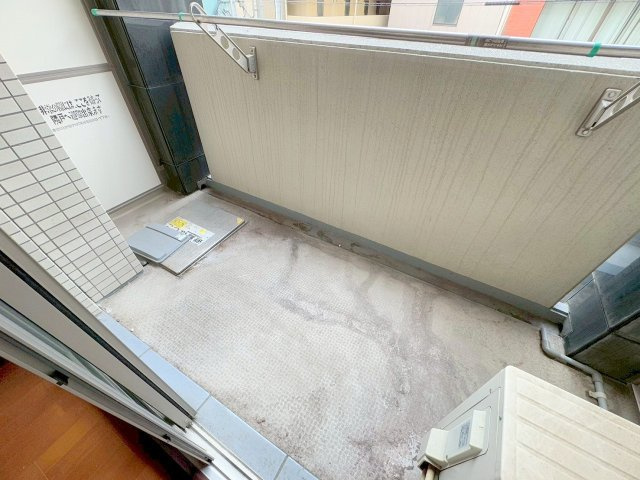 エイペックス新大阪のバルコニー