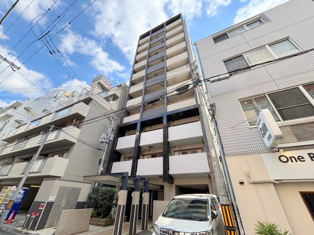 エイペックス新大阪の外観