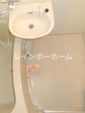 JC　EAST　2524の洗面所