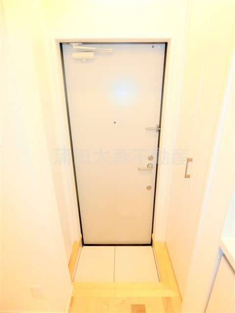K-house西蒲田の玄関