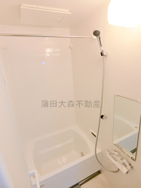 イリス糀谷の浴室|追焚と浴室乾燥機付きのバスルーム　お風呂