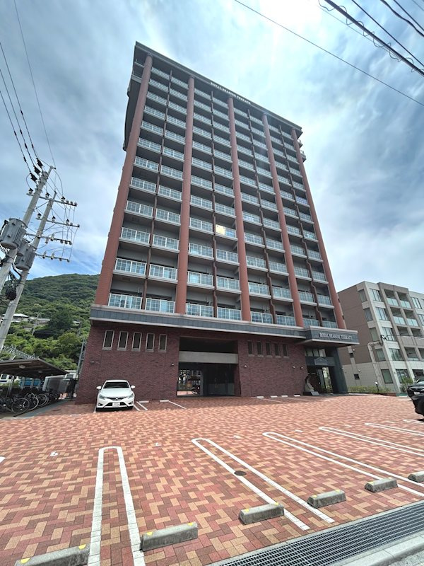 ロイヤルシーサイドテラスの外観