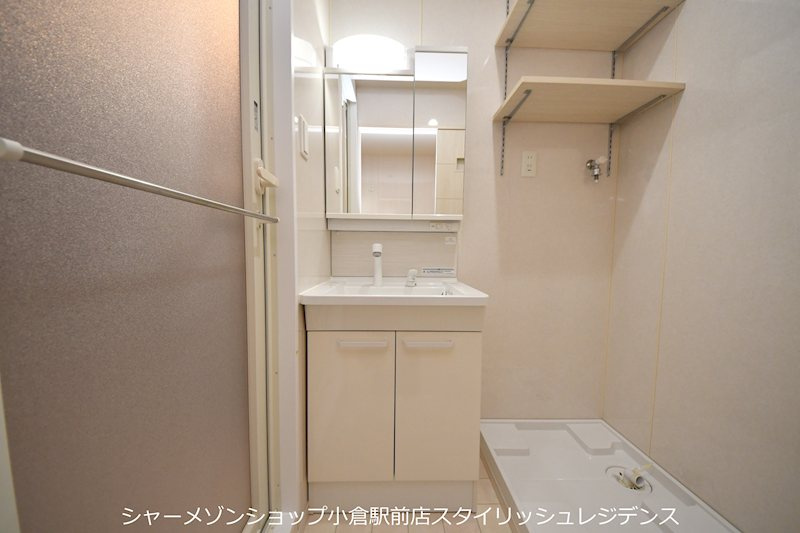 ロイヤルシーサイドテラスの洗面所