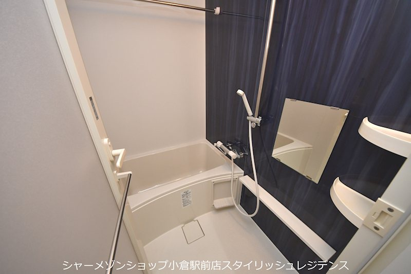 ロイヤルシーサイドテラスの浴室