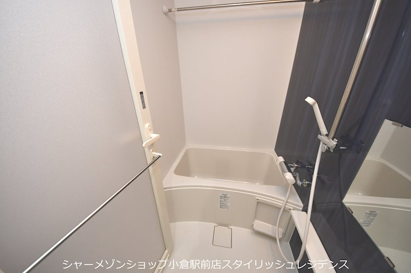 ロイヤルシーサイドテラスの浴室